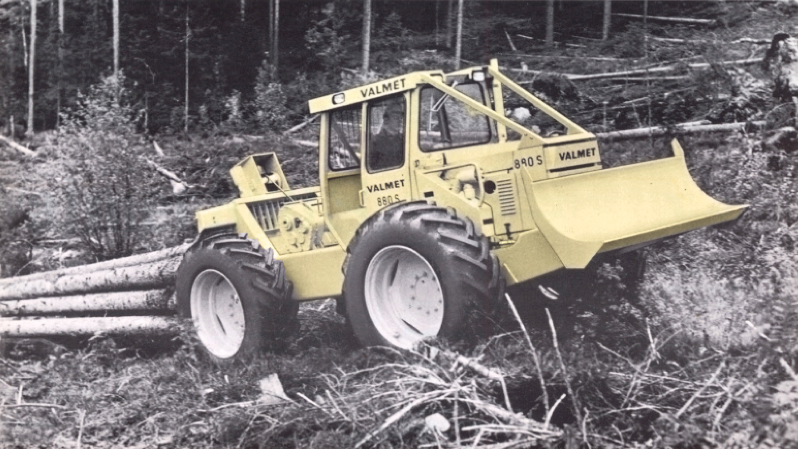 Valmet 880S -juontokone