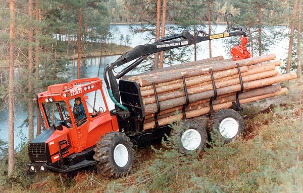 Volvo BM Valmet 862 -kuormatraktori