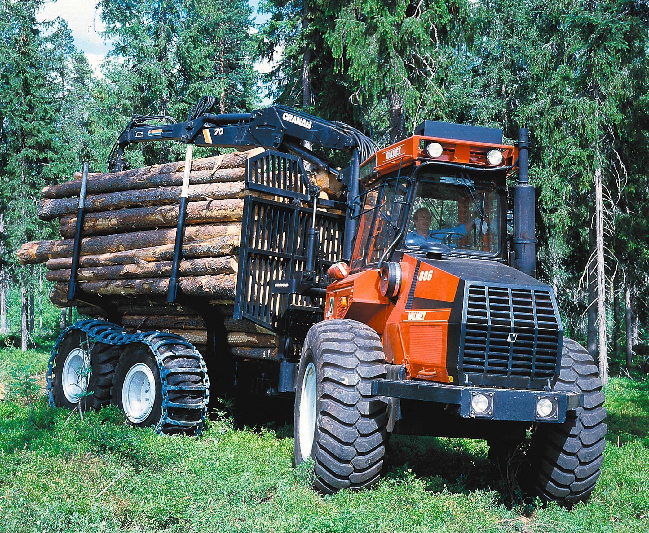 Volvo BM Valmet 886