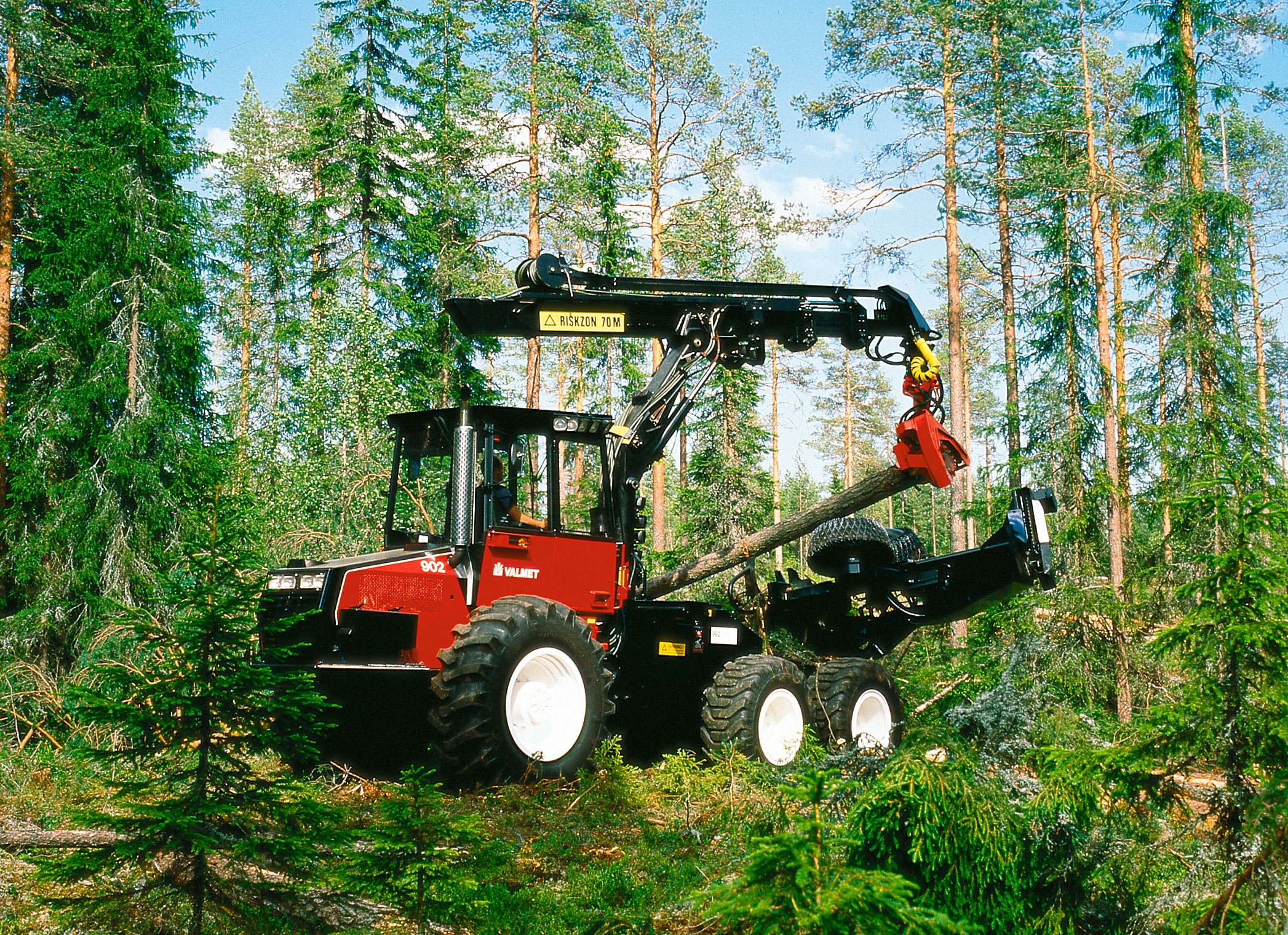 Valmet 902