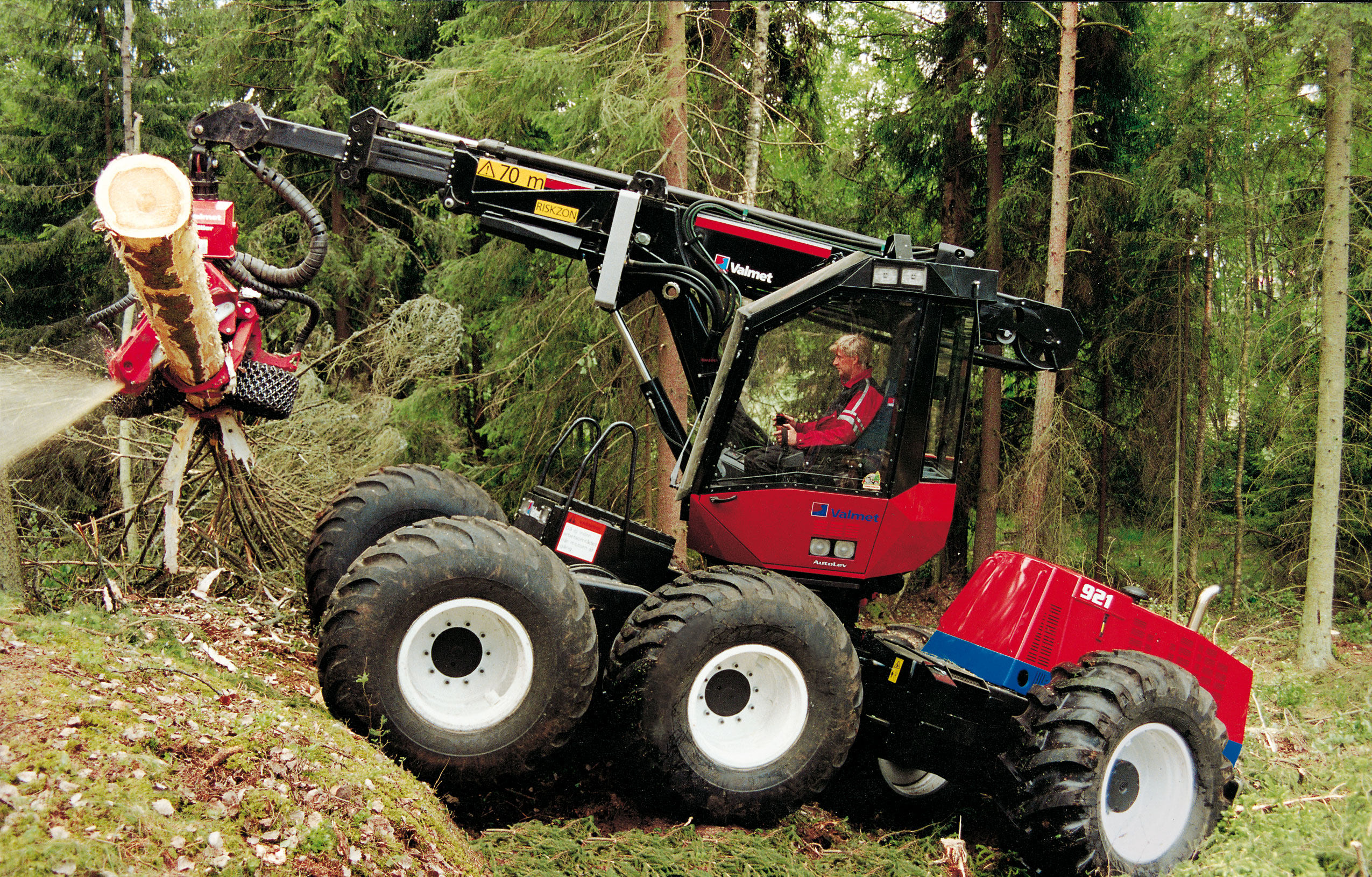 Valmet 921