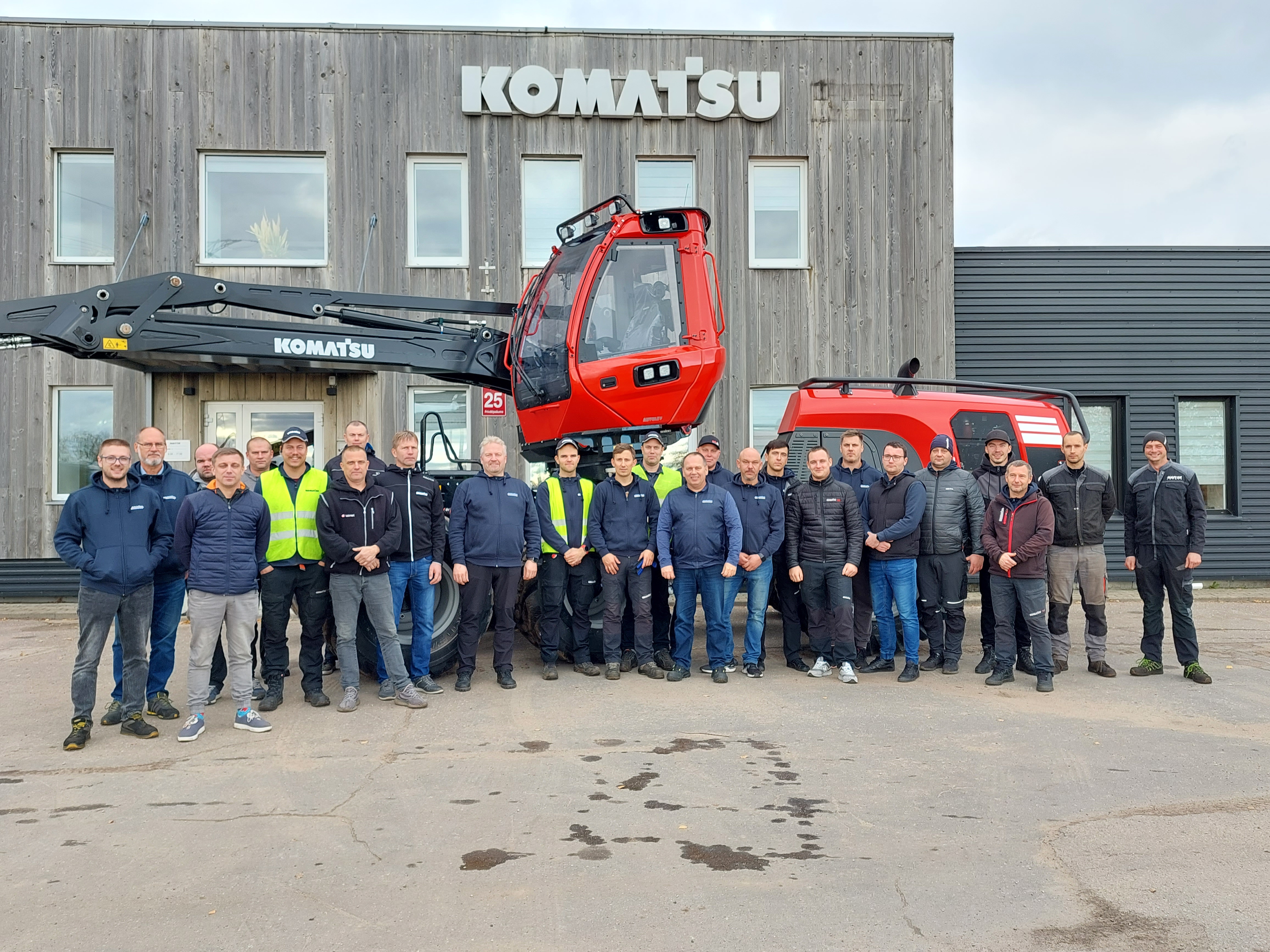 Komatsu Forest Oy järjesti koulutuspäivät metsäkoneasentajille 19.-20.10.2022 Latviassa