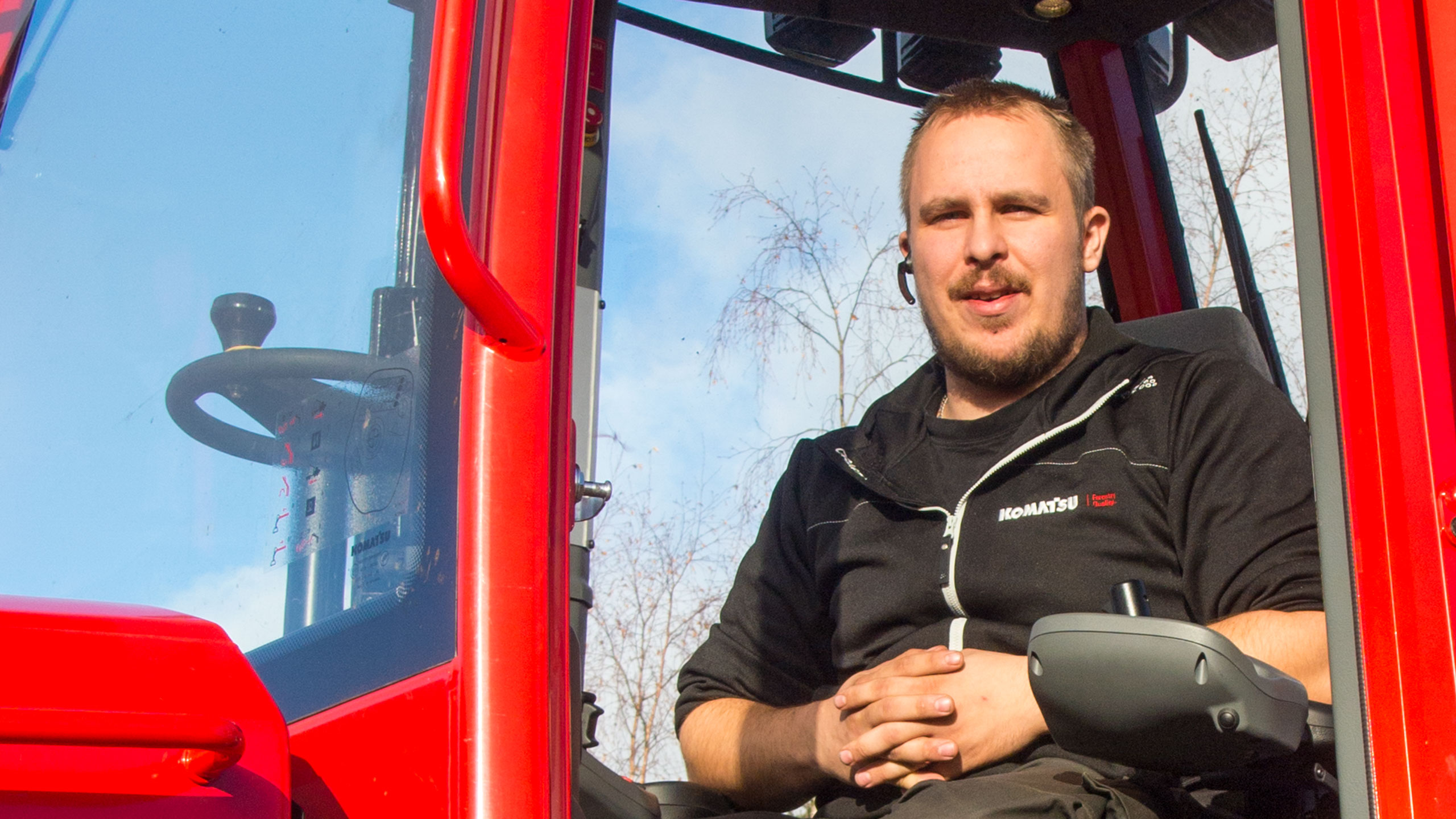 Tony Pouttu sai vastuulleen Noggrann Hugg Ab:n ensimmäisen SmartFlow-Komatsun
