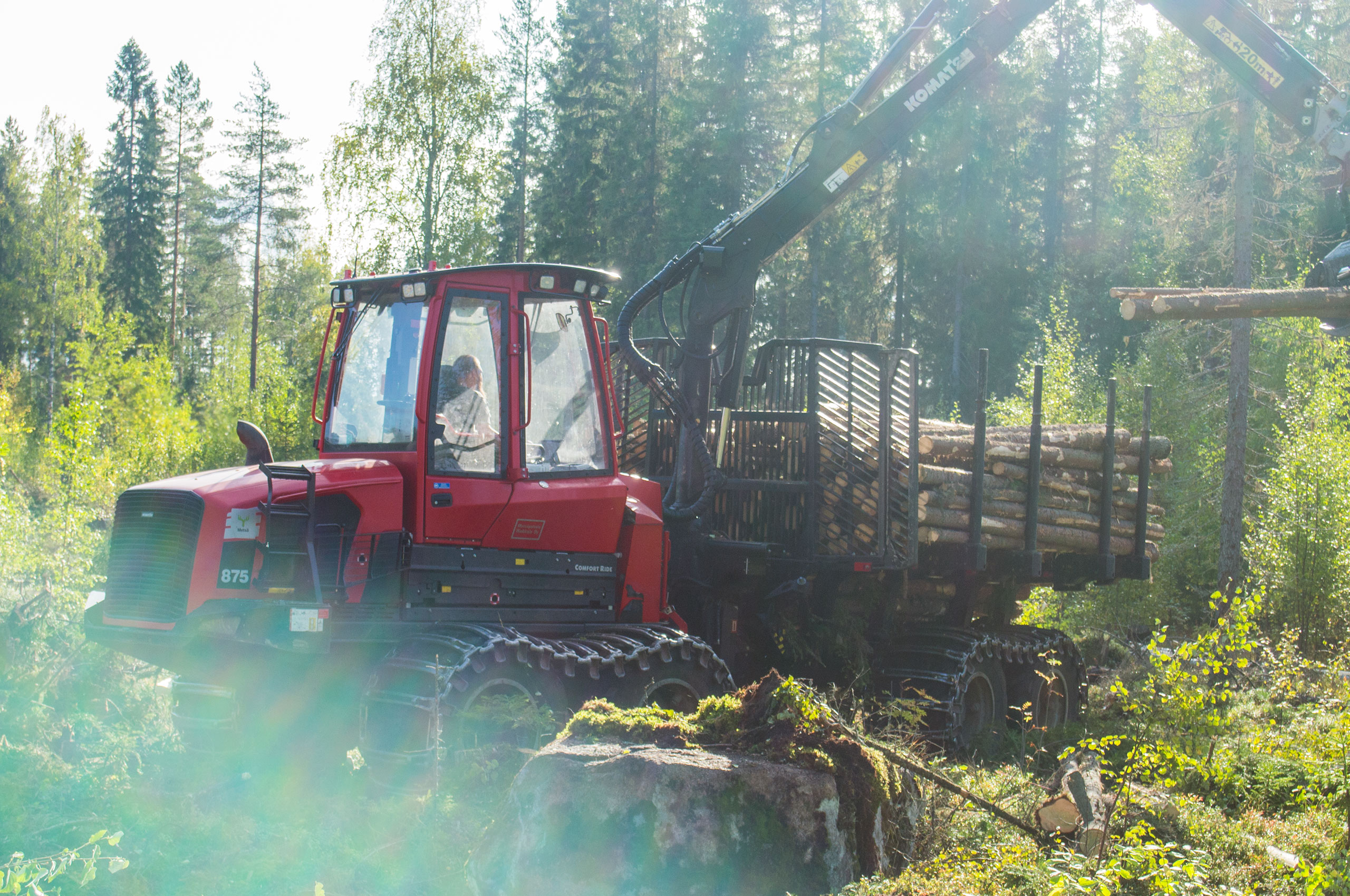 Komatsu 875 Pyydyskylän savotalla