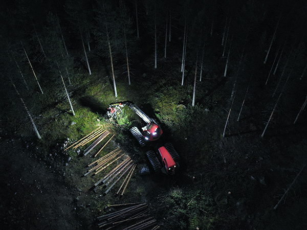Komatsu Forest -valokuvauskilpailu syyskuu sija 3 Heikki Juusola